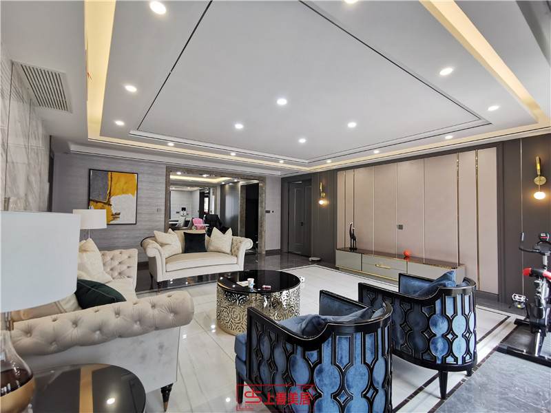 天山九峯業(yè)主