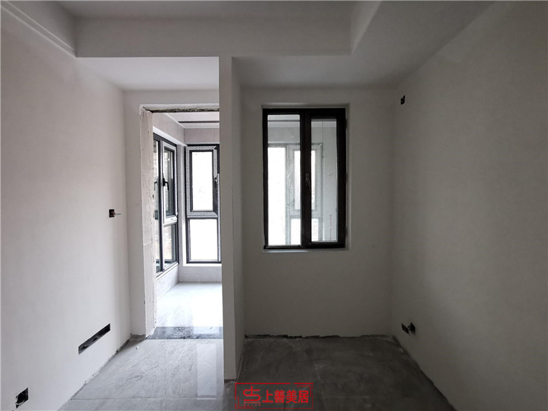 榮盛城160平基礎(chǔ)完工