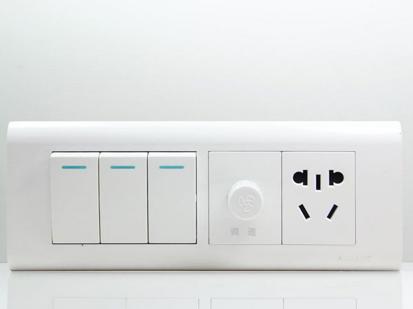 開(kāi)關(guān)插座
