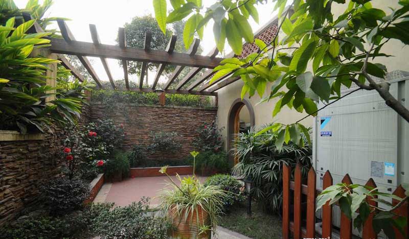 陽(yáng)臺(tái)別墅裝修設(shè)計(jì)效果圖