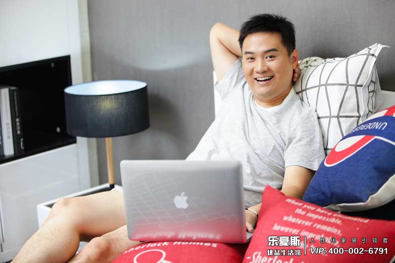 上善美居八大實(shí)景樣間代言主播路昆