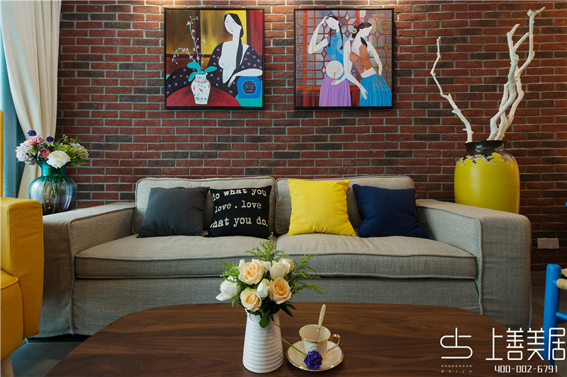 東巷小區(qū)80平混搭